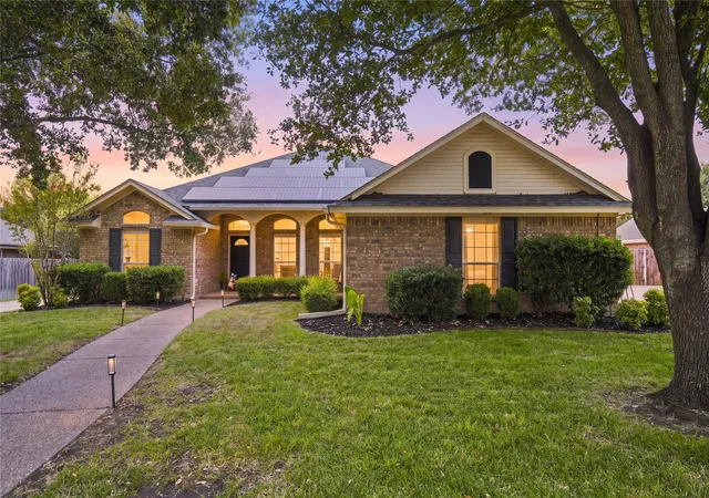 Photo 1 of Single family home for sale at 1308 Limestone Trl, Waco, TX 76712 | MLS# 21349682 | Listing updated on 2026-09-21