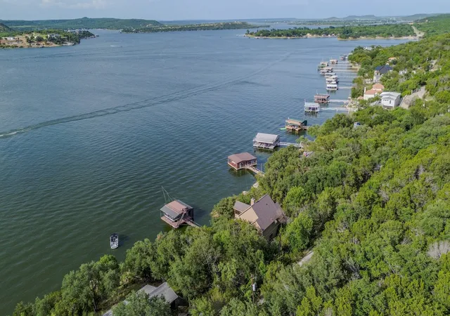 Photo 3 of Single family home for sale at 2161 Trail Ridge 2, Possum Kingdom Lake, TX 76449 | MLS# 21317687 | Listing updated on 2026-09-10