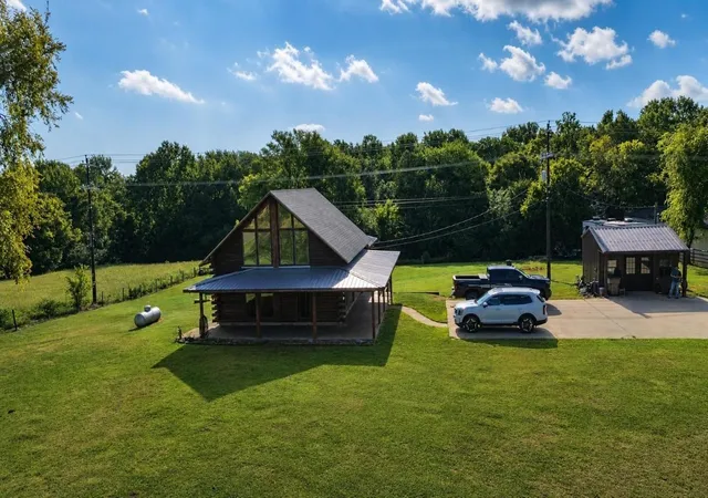 Photo 2 of Single family home for sale at 436 County Road 3802, Bullard, TX 75757 | MLS# 21360361 | Listing updated on 2026-09-25