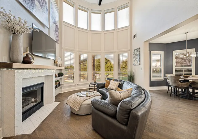 Photo 4 of Single family home for sale at 2821 Winding Creek Rd, Prosper, TX 75078 | MLS# 21338174 | Listing updated on 2026-09-13