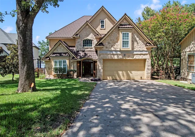 Photo 2 of Single family home for sale at 152 Sunset Dr, Gun Barrel City, TX 75156 | MLS# 21358711 | Listing updated on 2026-09-09