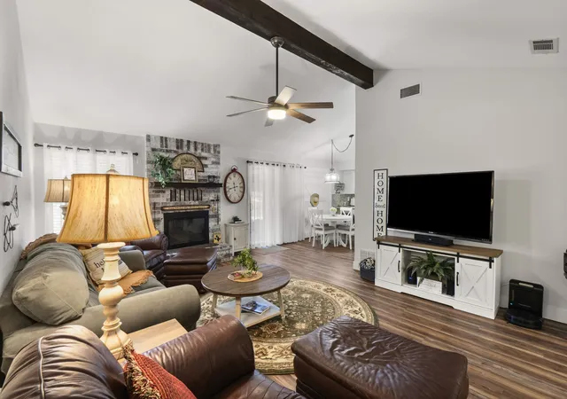 Photo 3 of Single family home for sale at 1133 County Road 2020, Glen Rose, TX 76043 | MLS# 21360460 | Listing updated on 2026-09-14