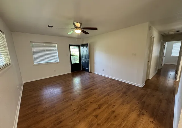 Photo 3 of Single family home for sale at 9458 Woodcrest Dr, Shreveport, LA 71118 | MLS# 21359195 | Listing updated on 2026-09-14