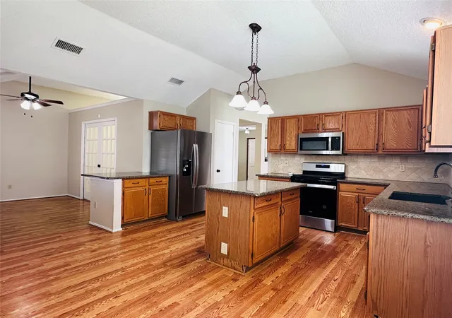 Photo 3 of Sale Pending at 7510 Beverly Dr, Rowlett, TX 75089 | MLS# 21359925 | Listing updated on 2026-09-11