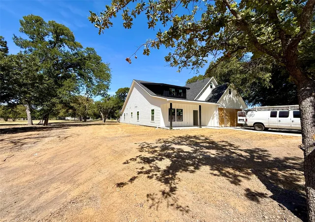Single family home for sale at 941 Robinhood Blvd, Mesquite, TX 75149 | MLS# 21360461 | Listing updated on 2026-09-07