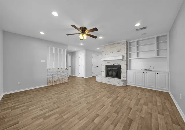 Photo 3 of Single family home for sale at 805 S Swanson Rd, Mineral Wells, TX 76067 | MLS# 21358508 | Listing updated on 2026-10-06