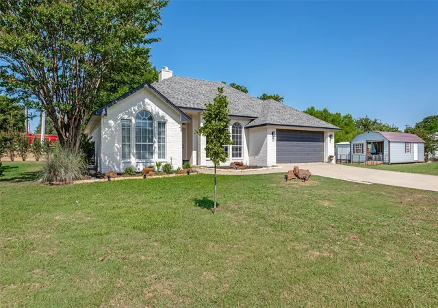Photo 1 of Single family home for sale at 732 Charyl Lynn Dr, Argyle, TX 76226 | MLS# 21360651 | Listing updated on 2026-09-09
