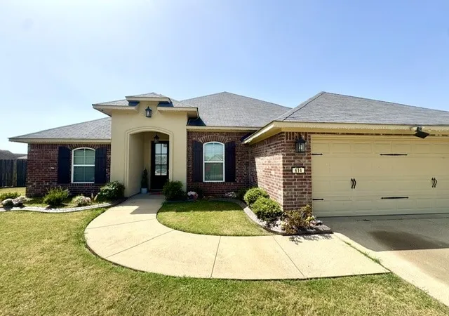 Photo 1 of Single family home for sale at 614 Bloomington Ln, Bossier City, LA 71112 | MLS# 21358754 | Listing updated on 2026-09-09