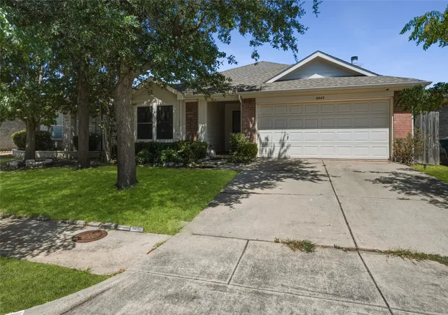Photo 1 of Sale Pending at 8449 Canvasback Ln, Dallas, TX 75249 | MLS# 21359242 | Listing updated on 2026-09-15