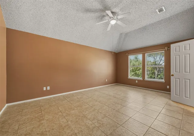 Photo 3 of Sale Pending at 8449 Canvasback Ln, Dallas, TX 75249 | MLS# 21359242 | Listing updated on 2026-09-15