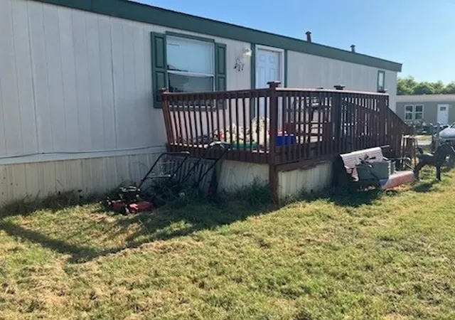 Photo 3 of Manufactured home for sale at 106 Preston Dr, Sanger, TX 76266 | MLS# 21360714 | Listing updated on 2026-09-28