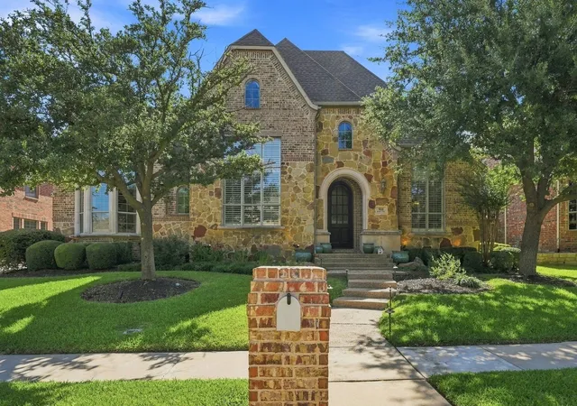 Photo 1 of Sale Pending at 901 Sandy Trl, Keller, TX 76248 | MLS# 21358907 | Listing updated on 2026-09-26
