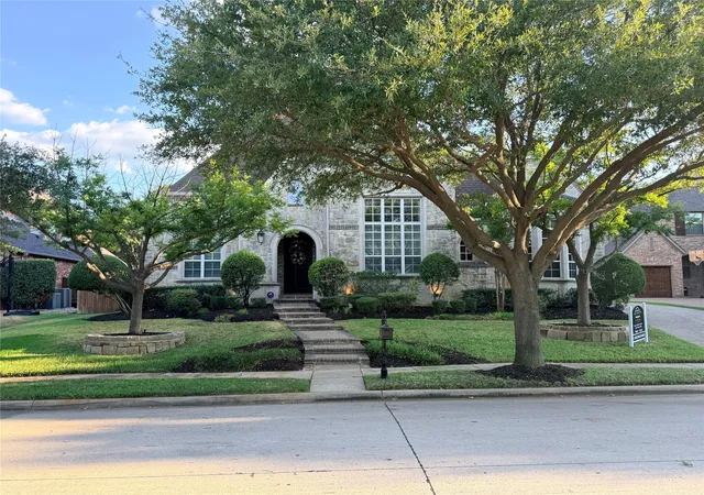 Single family home for sale at 5009 Glenshire Dr, Flower Mound, TX 75028 | MLS# 21358601 | Listing updated on 2026-10-06