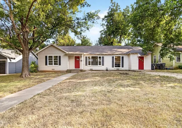 Photo 3 of Single family home for sale at 4108 Austin Ave, Waco, TX 76710 | MLS# 21358298 | Listing updated on 2026-09-14