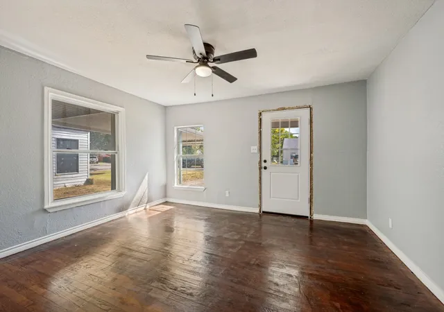 Photo 2 of Single family home for sale at 2309 Fincher Rd, Haltom City, TX 76117 | MLS# 21360890 | Listing updated on 2026-09-13