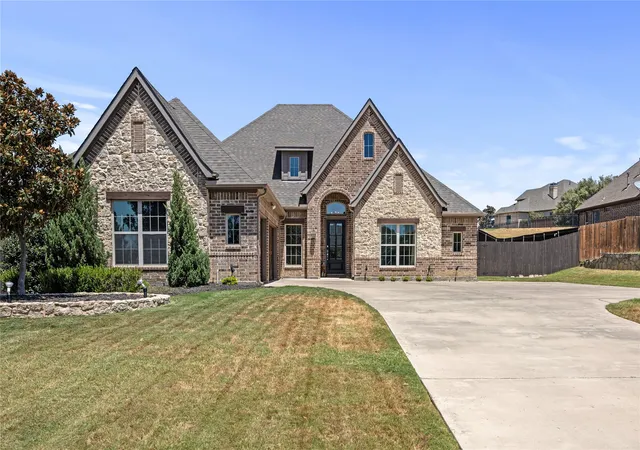 Photo 1 of Single family home for sale at 5616 The Resort Blvd, Fort Worth, TX 76179 | MLS# 21359785 | Listing updated on 2026-09-14