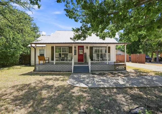 Photo 1 of Single family home for sale at 314 E 5th St, Anna, TX 75409 | MLS# 21360902 | Listing updated on 2026-09-10
