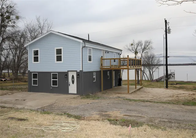 Photo 2 of Single family home for sale at 1020 Crazy Horse, Quinlan, TX 75474 | MLS# 21360920 | Listing updated on 2026-09-07