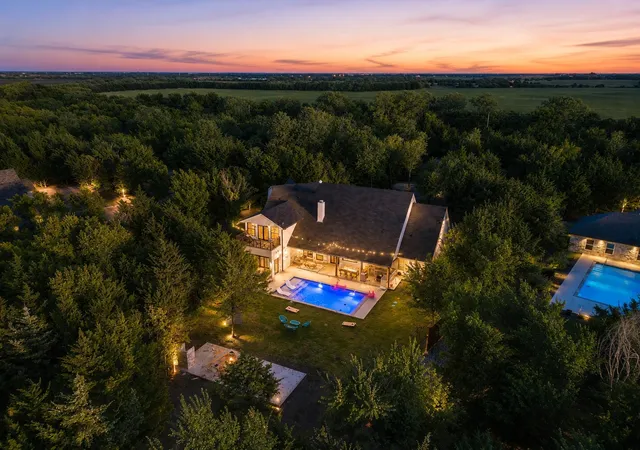 Single family home for sale at 371 S Ring Rd, Waxahachie, TX 75165 | MLS# 21360918