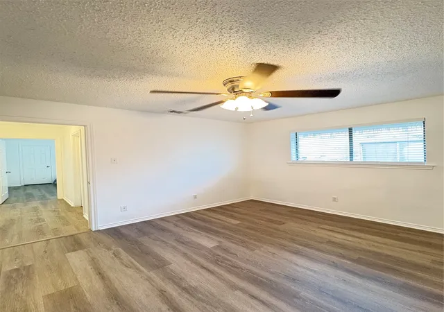 Photo 3 of Single family home for sale at 324 Conger Dr, Mesquite, TX 75149 | MLS# 21360605 | Listing updated on 2026-09-08