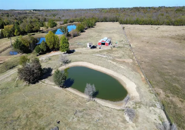 Photo 3 of Sale Pending at 363 Town East, Sunnyvale, TX 75182 | MLS# 21354948 | Listing updated on 2026-10-06