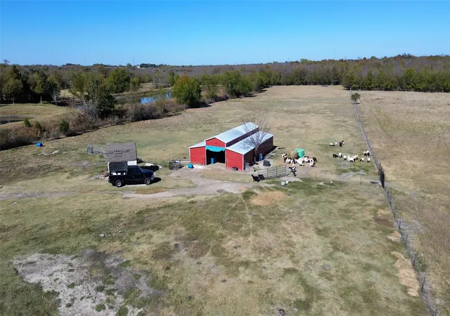 Photo 4 of Sale Pending at 363 Town East, Sunnyvale, TX 75182 | MLS# 21354948 | Listing updated on 2026-10-06