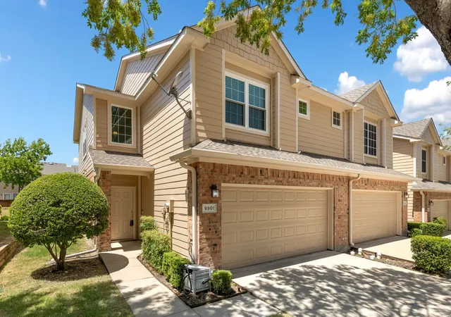 Townhouse for sale at 9901 Rockwall Rd, Plano, TX 75025 | MLS# 21348561