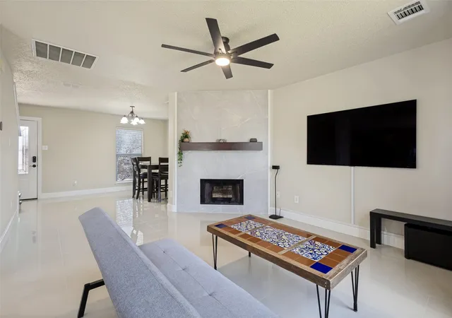 Photo 3 of Single family home for sale at 1609 White Oak Rd, Anna, TX 75409 | MLS# 21360560 | Listing updated on 2026-09-09