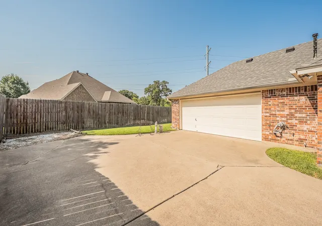 Photo 38 of Single family home for sale at 8152 Vine Wood Dr, North Richland Hills, TX 76182 | MLS# 21361099 | Listing updated on 2026-09-12