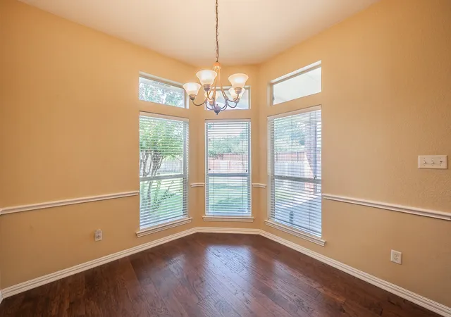 Photo 3 of Single family home for sale at 8152 Vine Wood Dr, North Richland Hills, TX 76182 | MLS# 21361099 | Listing updated on 2026-09-12
