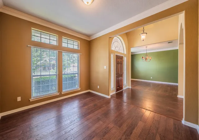 Photo 4 of Single family home for sale at 8152 Vine Wood Dr, North Richland Hills, TX 76182 | MLS# 21361099 | Listing updated on 2026-09-12