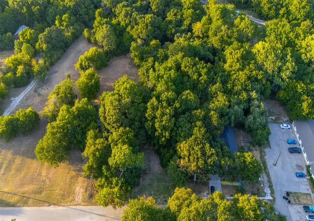 Land for sale at 610 North St, Weatherford, TX 76086 | MLS# 21361224
