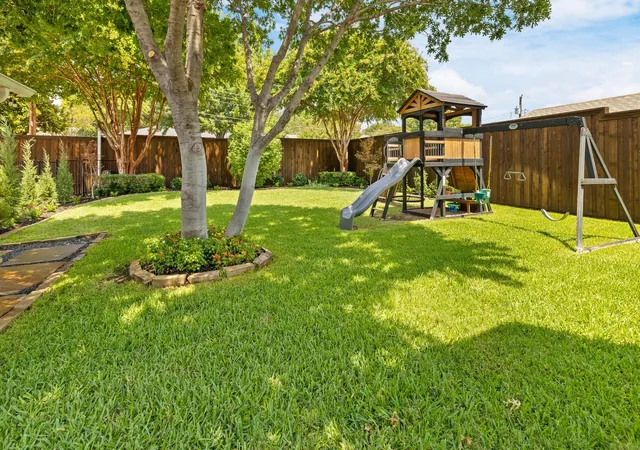 Photo 2 of Sale Pending at 7617 La Risa Dr, Dallas, TX 75248 | MLS# 21361272 | Listing updated on 2026-09-16