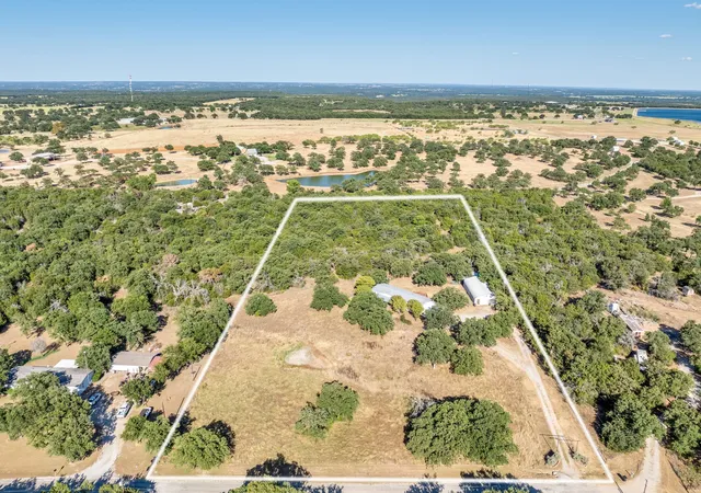 Photo 1 of Manufactured home for sale at 365 Dusty Trl, Mineral Wells, TX 76067 | MLS# 21360480 | Listing updated on 2026-09-09