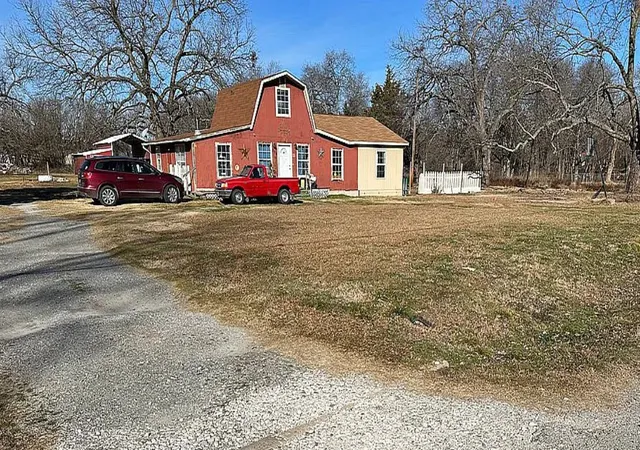 Photo 1 of Single family home for sale at 308 S Jernigan St, Bells, TX 75414 | MLS# 21360795 | Listing updated on 2026-09-11