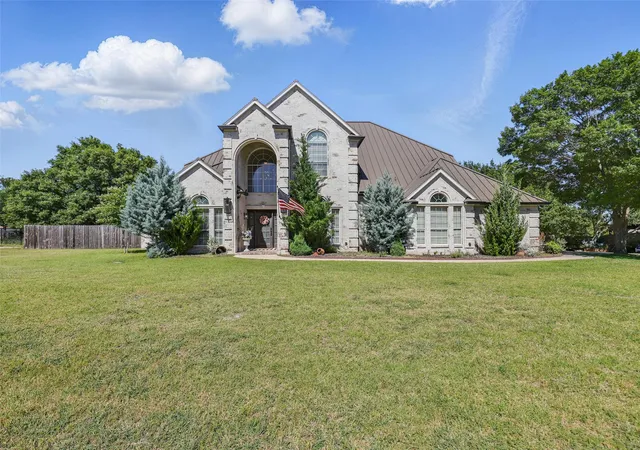 Photo 1 of Single family home for sale at 3404 Creek Crossing Dr, Weatherford, TX 76087 | MLS# 21346286 | Listing updated on 2026-09-10