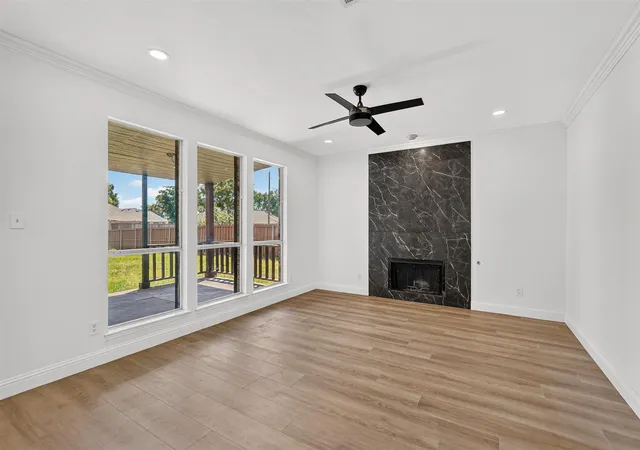 Photo 4 of Single family home for sale at 3402 Seabreeze Dr, Rowlett, TX 75088 | MLS# 21357849 | Listing updated on 2026-09-14
