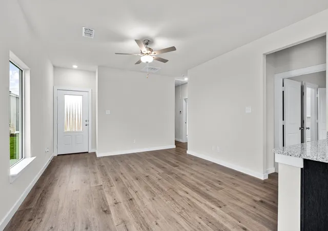 Photo 3 of Single family home for sale at 3921 Starry Night Cvs, Sherman, TX 75092 | MLS# 21361452 | Listing updated on 2026-09-11