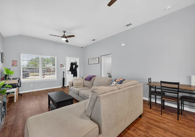 Photo 3 of Single family home for sale at 1806 S 5Th, Merkel, TX 79536 | MLS# 21349383 | Listing updated on 2026-09-15