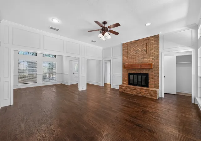 Photo 3 of Single family home for sale at 2907 Trail Lake Dr, Grapevine, TX 76051 | MLS# 21361706 | Listing updated on 2026-09-14