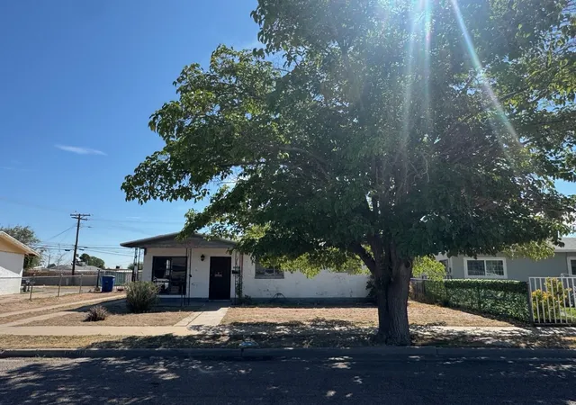 Photo 3 of Sale Pending at 8508 Mount Baldy Dr, El Paso, TX 79904 | MLS# 21361800 | Listing updated on 2026-09-14