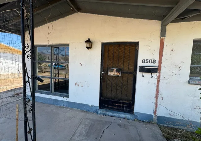 Photo 3 of Sale Pending at 8508 Mount Baldy Dr, El Paso, TX 79904 | MLS# 21361800 | Listing updated on 2026-09-14