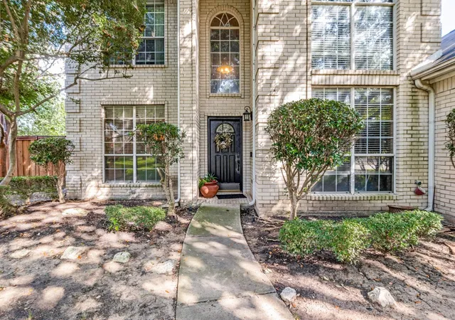 Photo 2 of Sale Pending at 5904 Stewart Cir, The Colony, TX 75056 | MLS# 21360265 | Listing updated on 2026-09-08