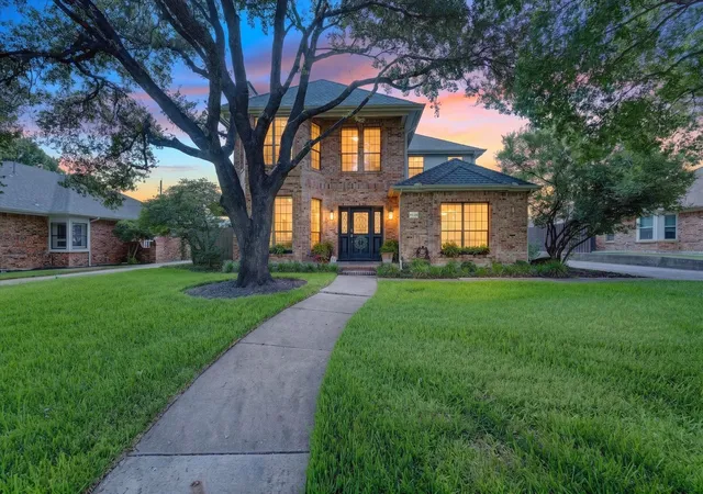 Photo 1 of Single family home for sale at 4120 Fairlakes Ct, Dallas, TX 75228 | MLS# 21361993 | Listing updated on 2026-09-10