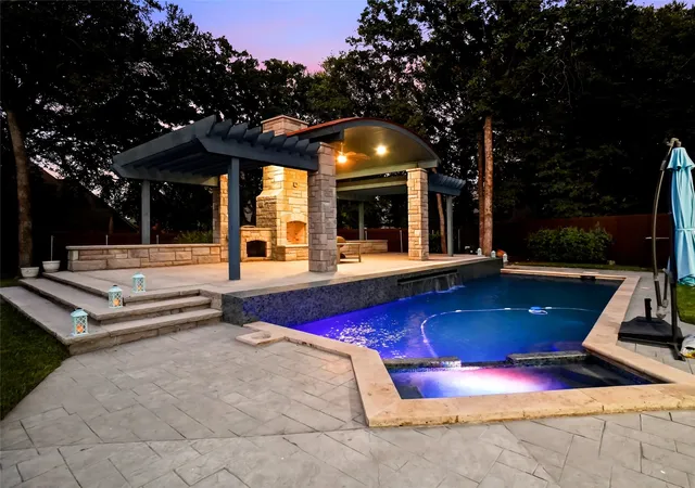 Photo 1 of Single family home for sale at 1409 Spars Ct, Azle, TX 76020 | MLS# 21361011 | Listing updated on 2026-09-13