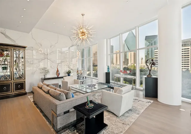 Photo 3 of Condo for sale at 1918 Olive St #401, Dallas, TX 75201 | MLS# 21349781 | Listing updated on 2026-09-13