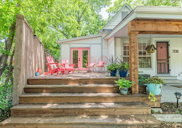 Photo 3 of Single family home for sale at 708 Lakeshore Dr, Little Elm, TX 75068 | MLS# 21360811 | Listing updated on 2026-09-12