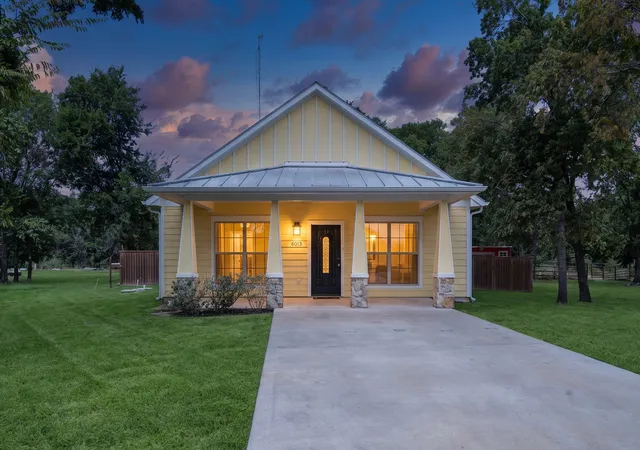 Photo 1 of Sale Pending at 6013 Se County Road 3050, Corsicana, TX 75109 | MLS# 21361778 | Listing updated on 2026-09-12