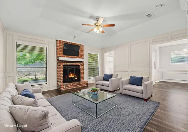 Photo 3 of Single family home for sale at 7 Alamosa Dr, Roanoke, TX 76262 | MLS# 21362037 | Listing updated on 2026-09-15