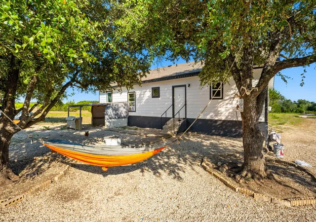 Photo 3 of Single family home for sale at 19665 Brooking Rd, Killeen, TX 76542 | MLS# 21361573 | Listing updated on 2026-09-10